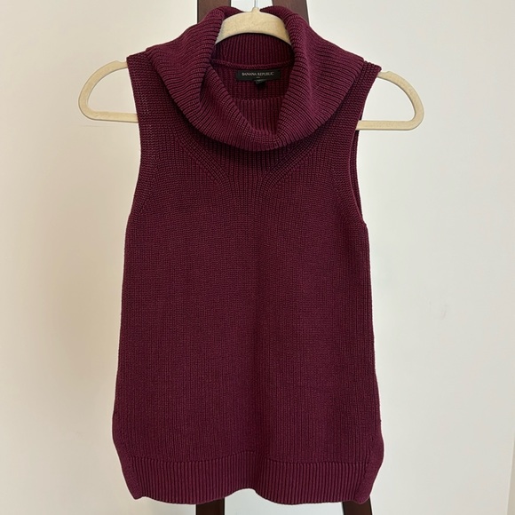 Banana Republic Sweaters - Banana Republic Purple Cotton Sleeveless Cowl Neck Knit Sweater Sz XS